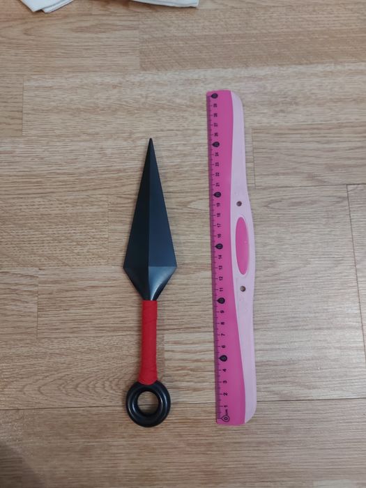 Плящ Итачи,Кунай