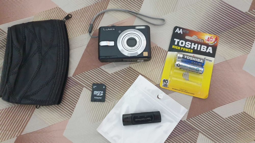 Panasonic Lumix DMC-LS75