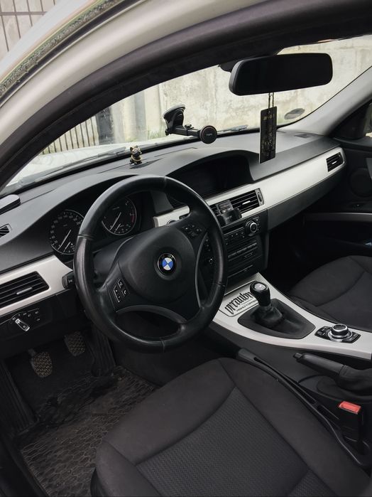 BMW e91 facelift 2009