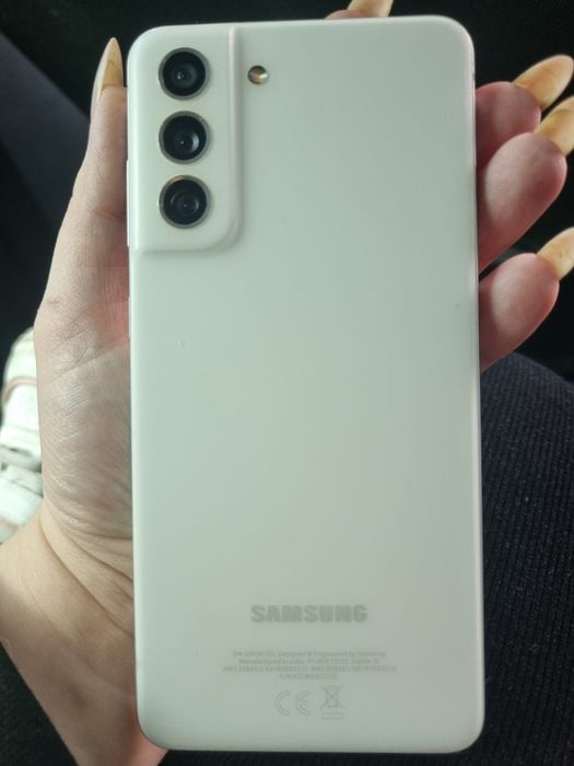 Продам телефон Samsung