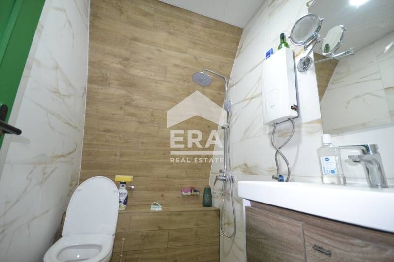 Продава се Тристаен апартамент в Хасково, Център - 97 кв.м за 947 €/кв.м - Снимка #3