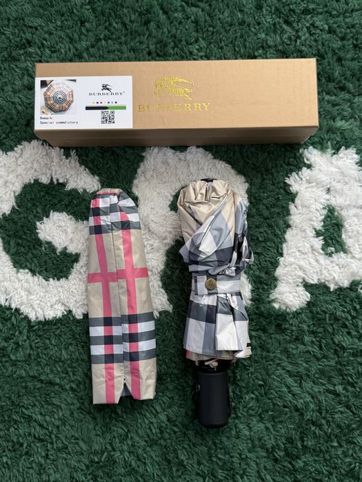 Umbrela Burberry Crem