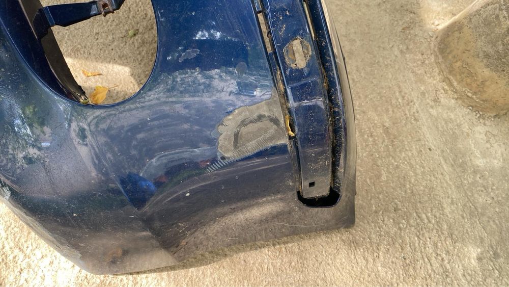 Продавам оригинална предна броня М техник Е46