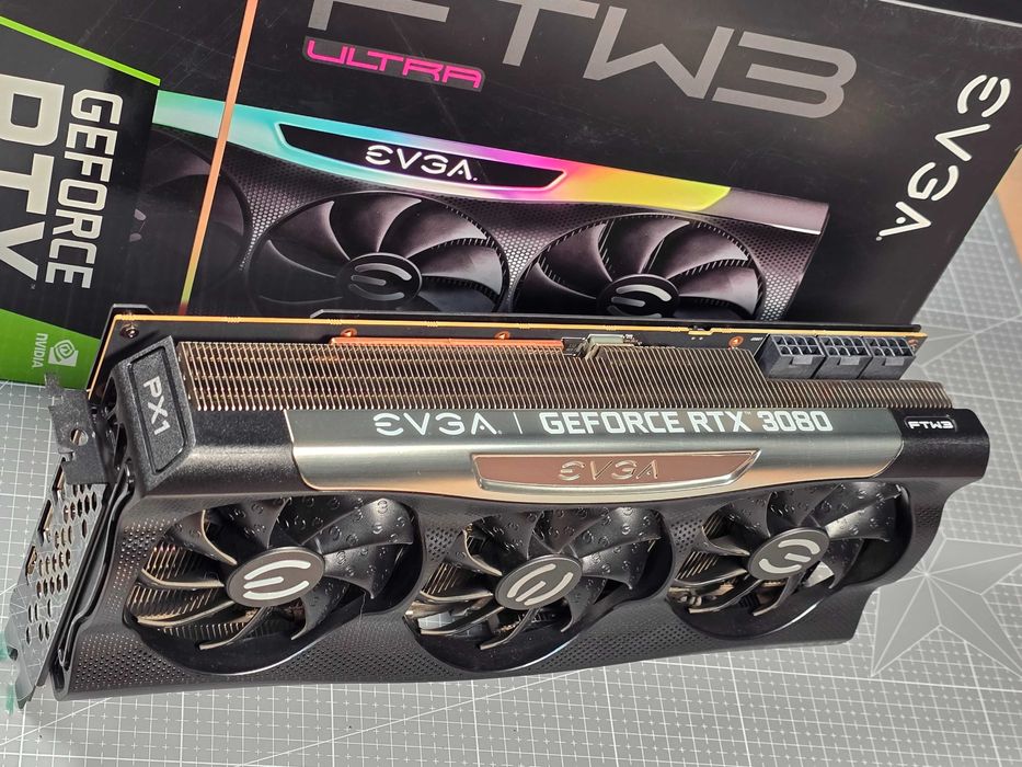 RTX 3080 EVGA FTW3 Ultra 10GB GDDR6X – Gaming / 4K / DLSS