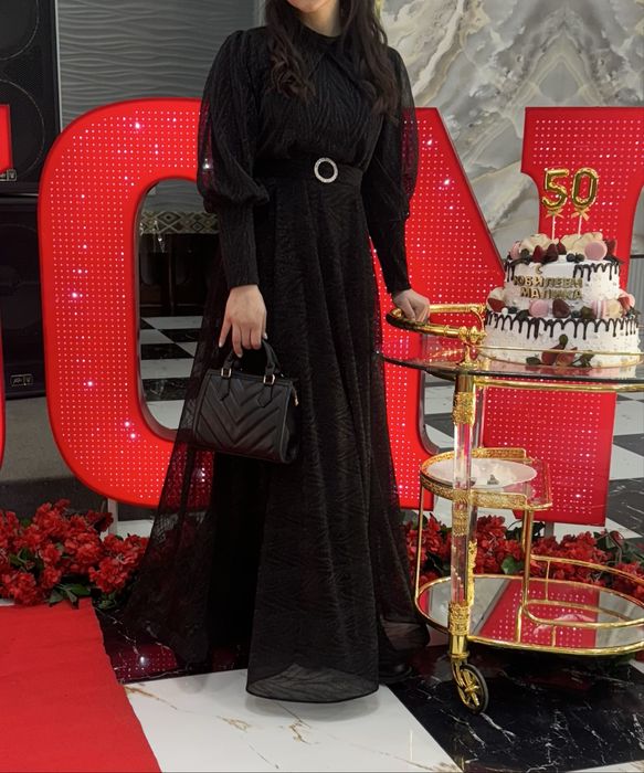 вечернее платье.