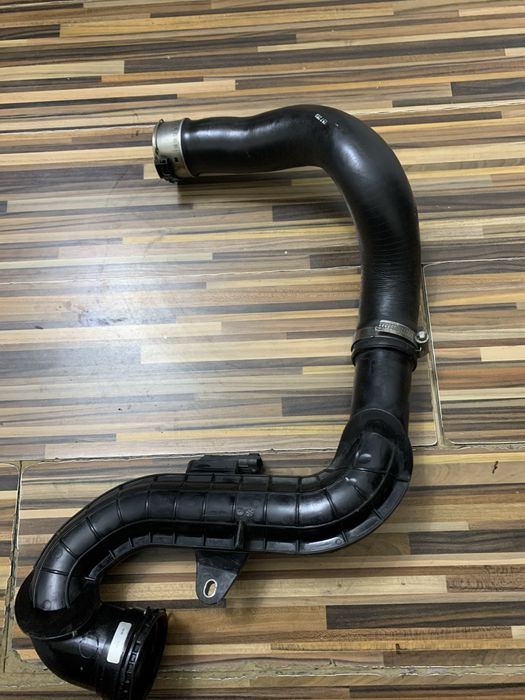 Furtun intercooler megan 4 1.6 dci 130 cp