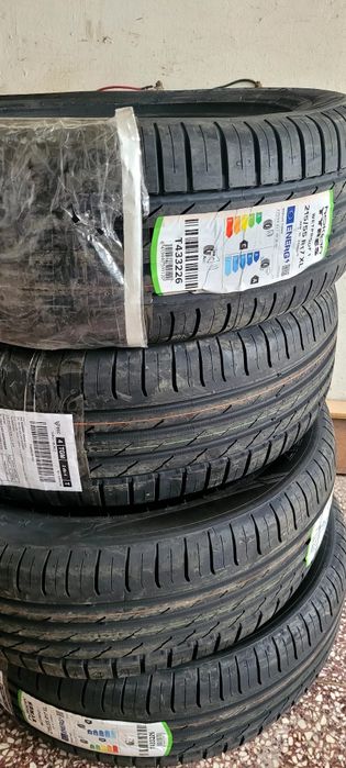 Set  Nokian 215 55 17, noi, cu factura