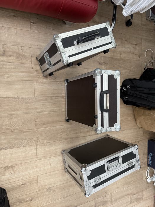 2 playere CDJ 2000 Nexus 2 + cabluri de conectica si case de protectie