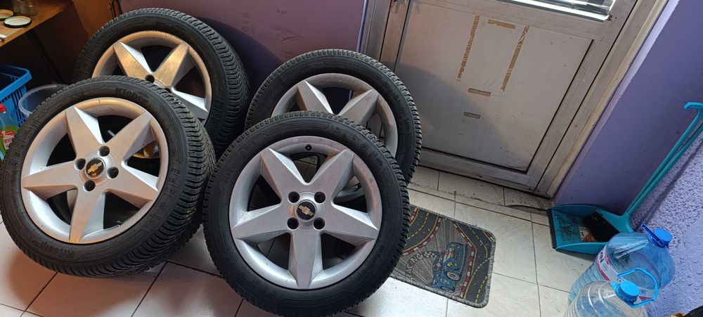 Гуми и джанти лети