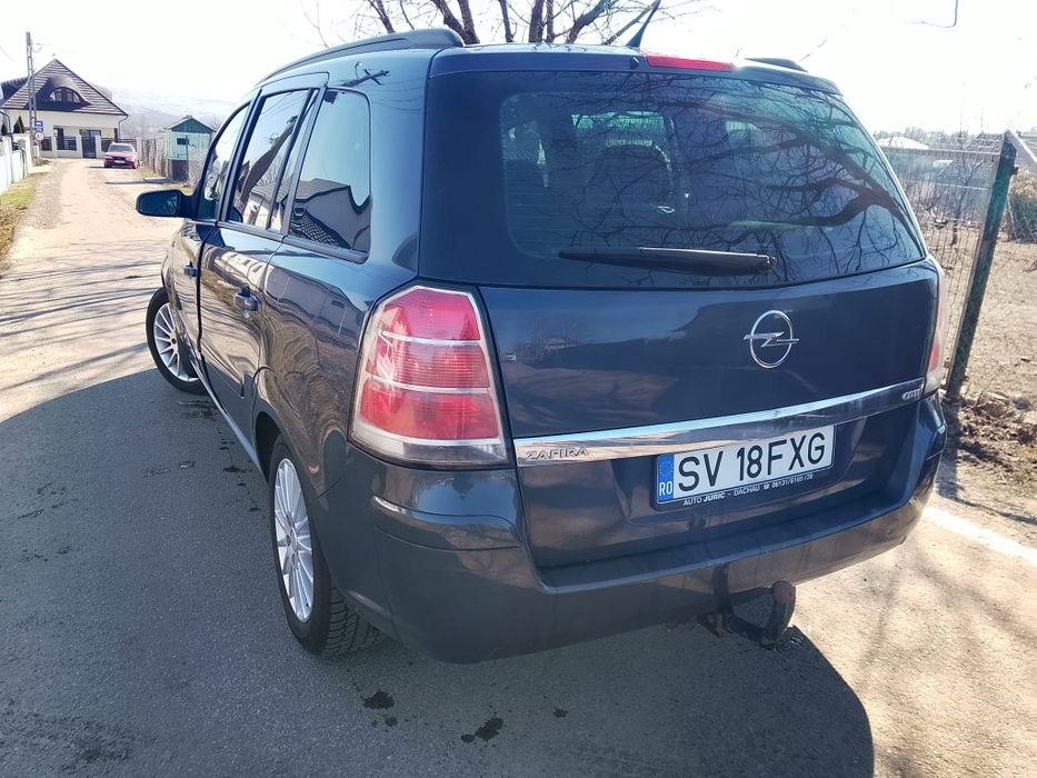 De vânzare Opel Zamfira b