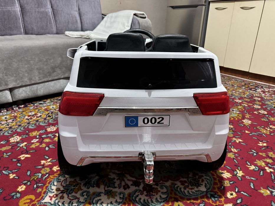 Машинка Lexus 570 детская