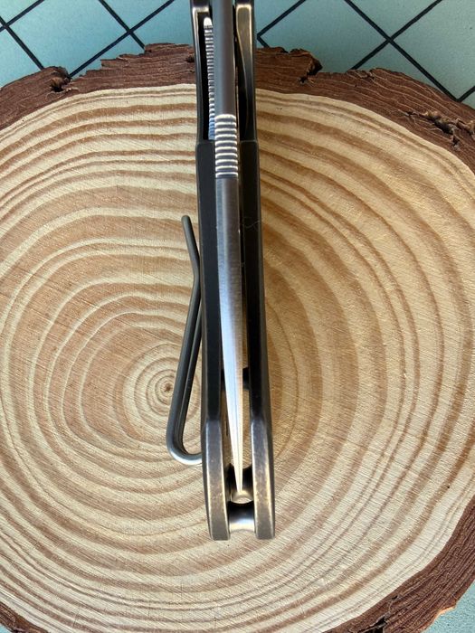 GiantMouse ACE Biblio Ti – Green Micarta (Lamnia Exclusive)