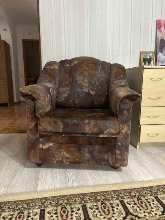 2 Кресла. Продать срочно!!!