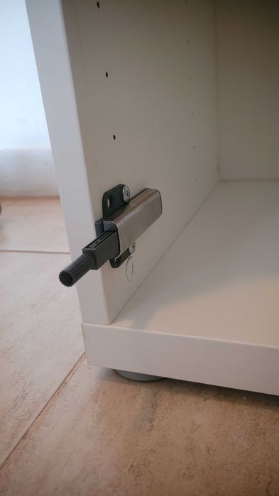 Corpuri dulap Ikea Besta