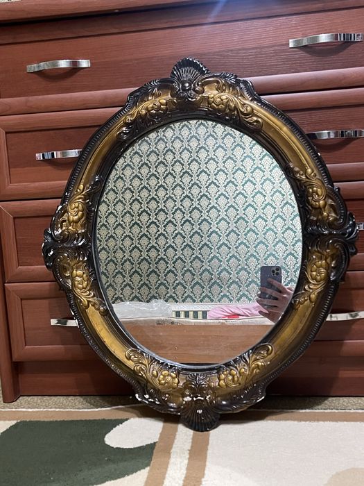 Зеркало овальное СССР, рамка барокко, гипс/композит, тяжёлое