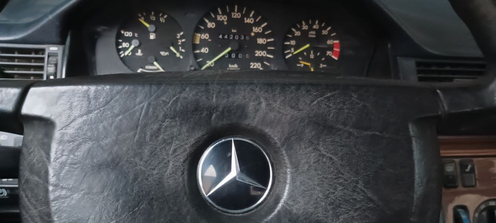 Продаётся  Мерседес бенз