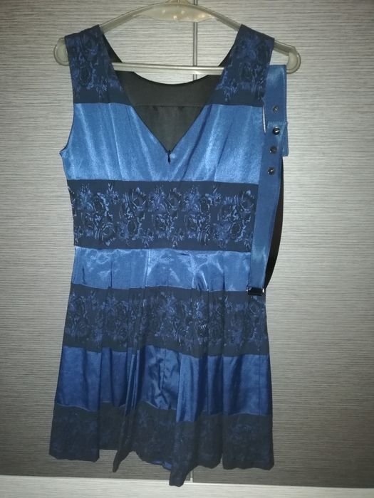 Дамски рокли Юнона