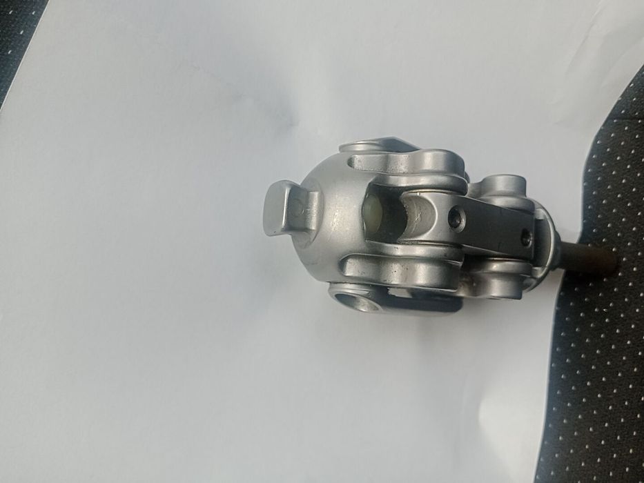 Коленнй протез новый недорого