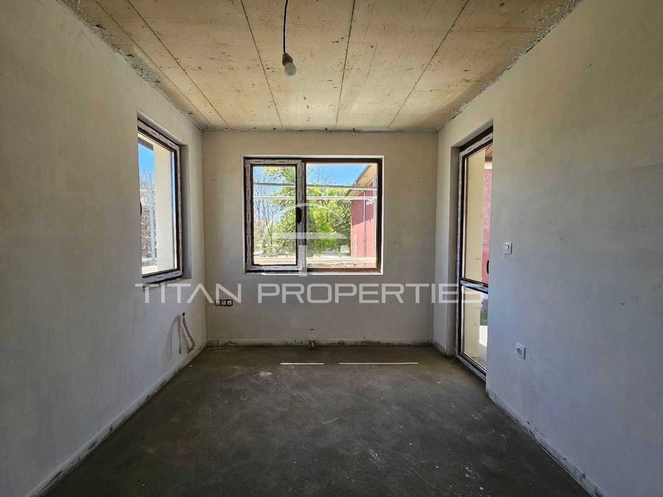 Продава се Къща в с. Оризари, Област Пловдив - 145 кв.м за 1552 €/кв.м - Снимка #1