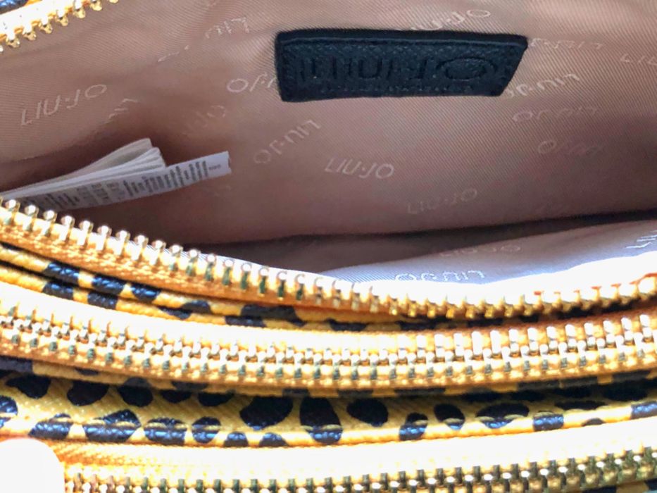 Нова чантичка Liu Jo