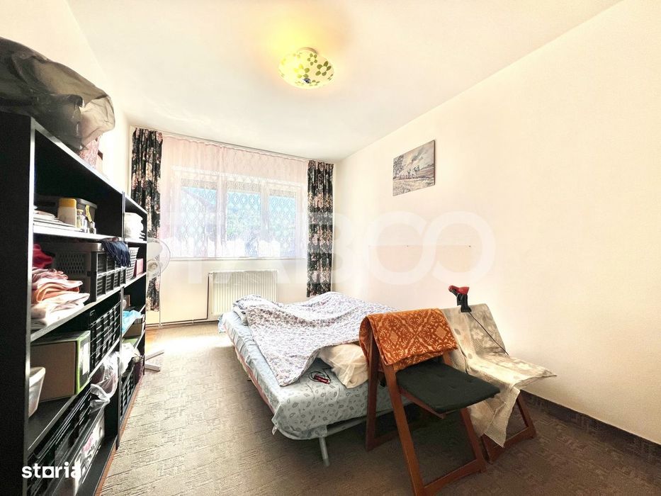 Apartament cu 4 camere de vanzare in Manastur bloc izolat termic — fotografia 3