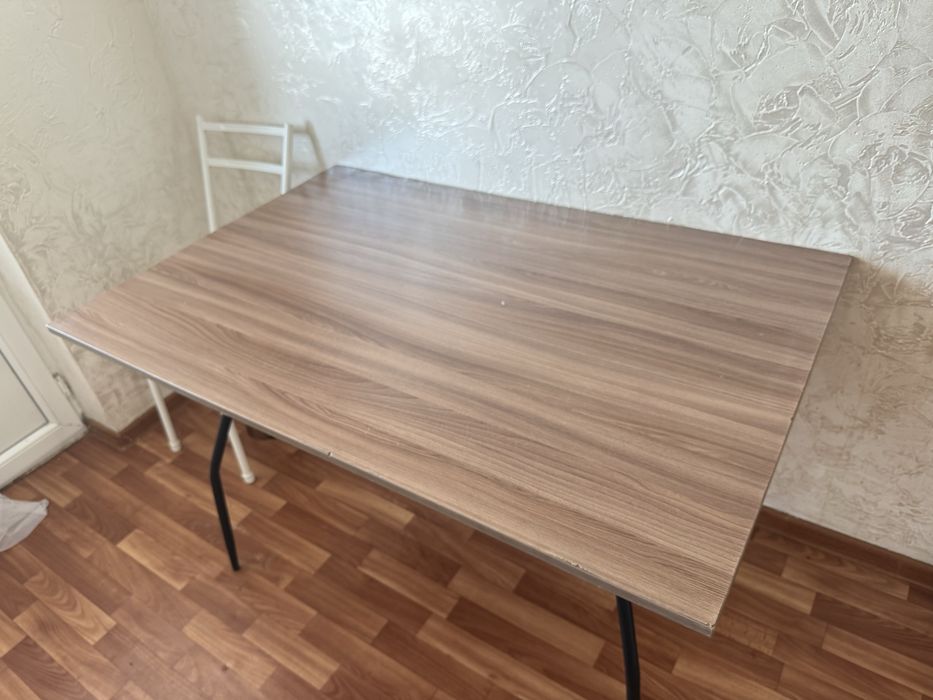 Продам стол для кухни