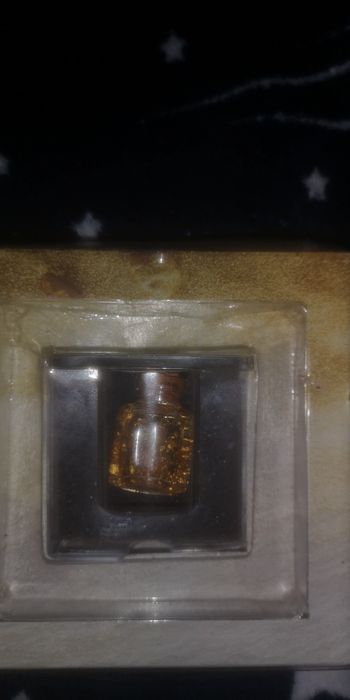 Ulei cu foițe de aur