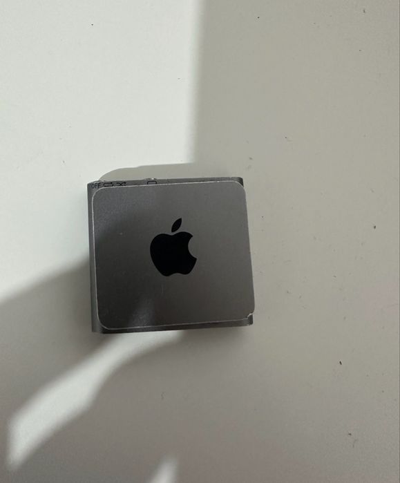 Ipod shuffle 4th gen