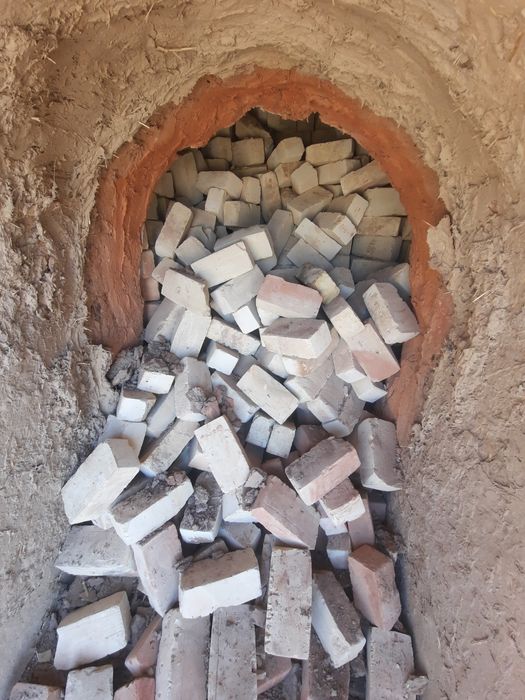 Gisht zavod sotiladi