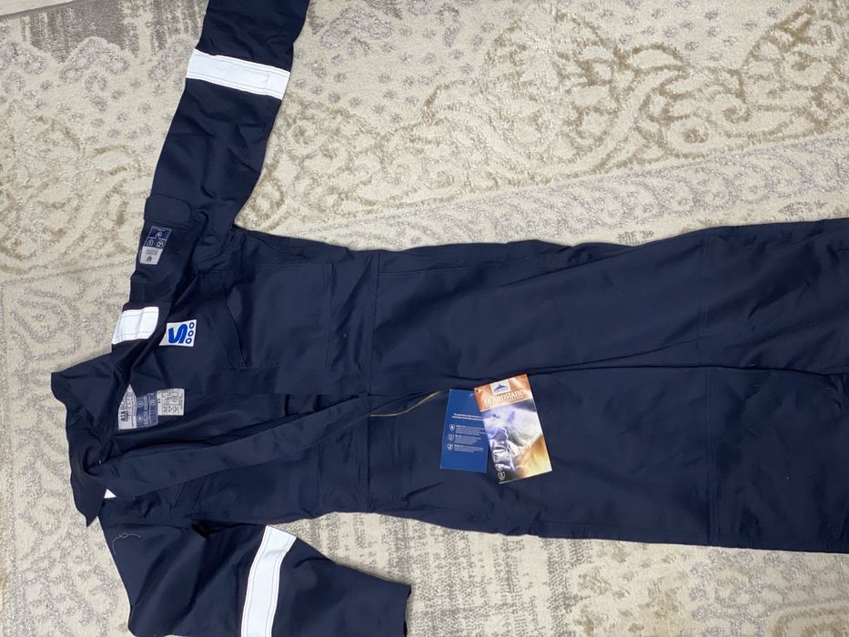 Рабочая форма нульцевая продаю срочно