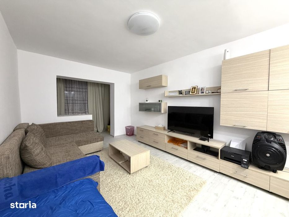Apartament de 80 mp utili, la etajul 3, cu 4 camere si 2 balcoane- Lip — fotografia 3