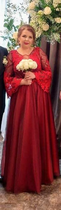 Vand rochie de nasa