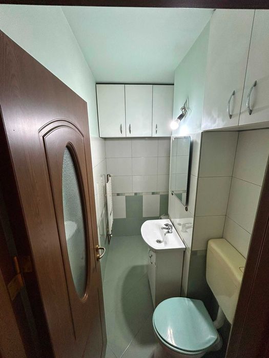 Vând apartament 4 camere (85 mp) – Ultracentral, Teiuș, județul Alba