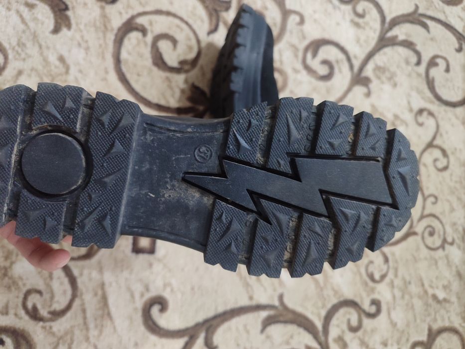 Продам обувь женские