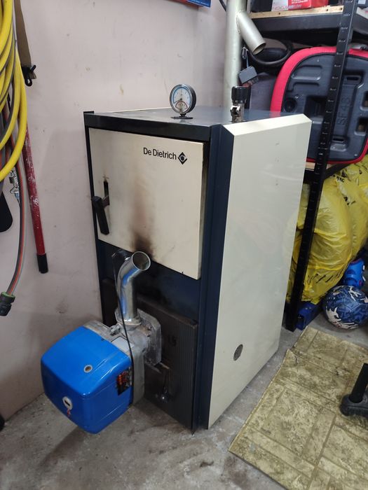 Котле за пелети De Dietrich + горелка Ferroli и шнек Lamborghini