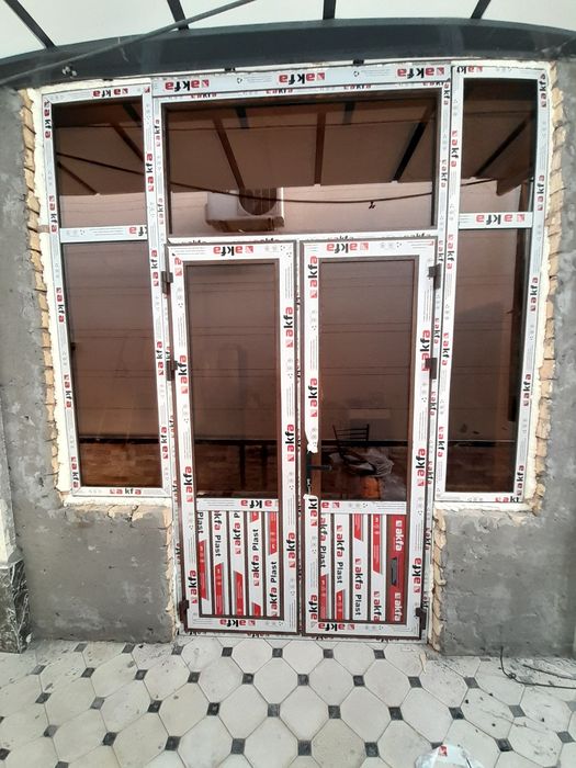 Akfa rom eshik va vitraj