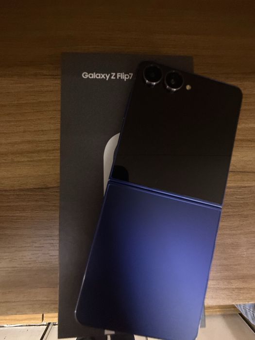 Samsung Z Flip 7