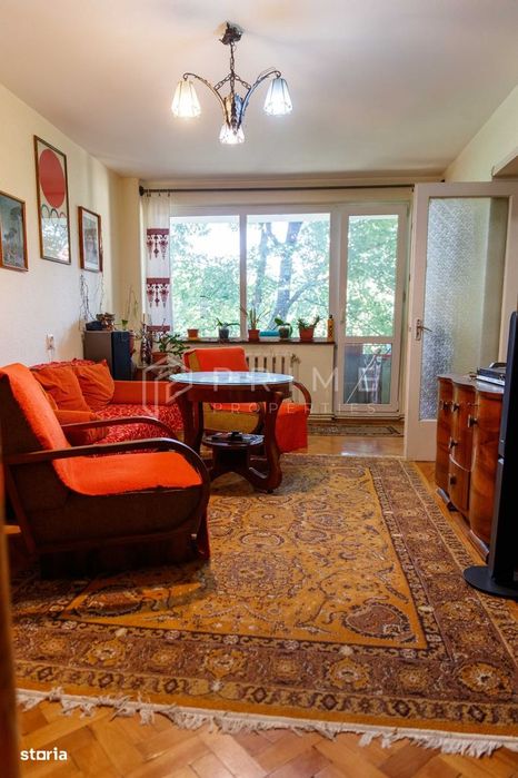 Apartament spațios cu 3 camere, decomandat – Zona 7 Noiembrie / UMFST — fotografia 3
