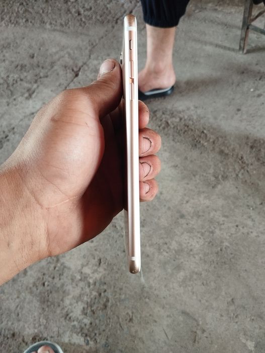 IPhone 6 Plus  sotiladi