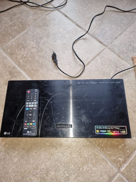 Dvd Blu-ray 3 D ultra 4 K LG in stare  de functionare