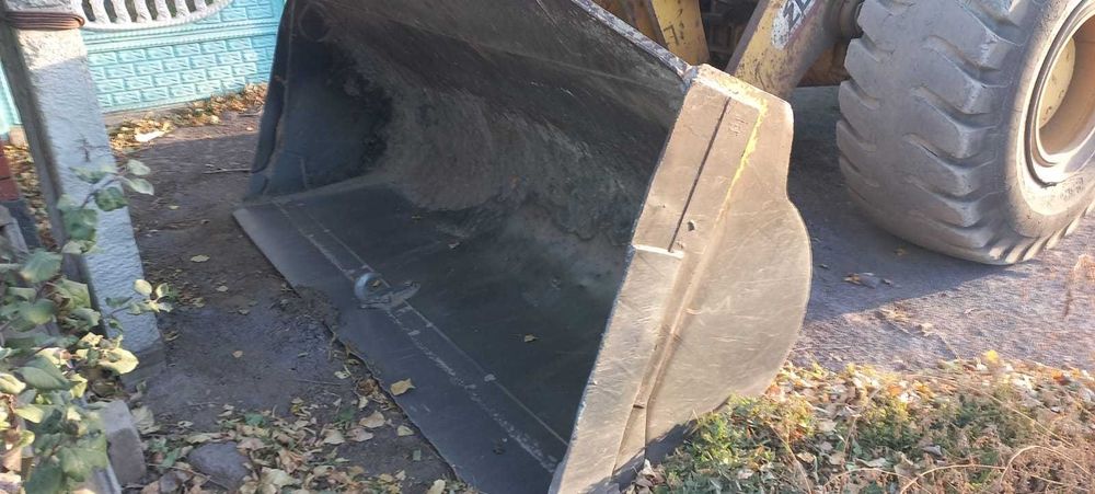 Продам погрузчик 3 куб