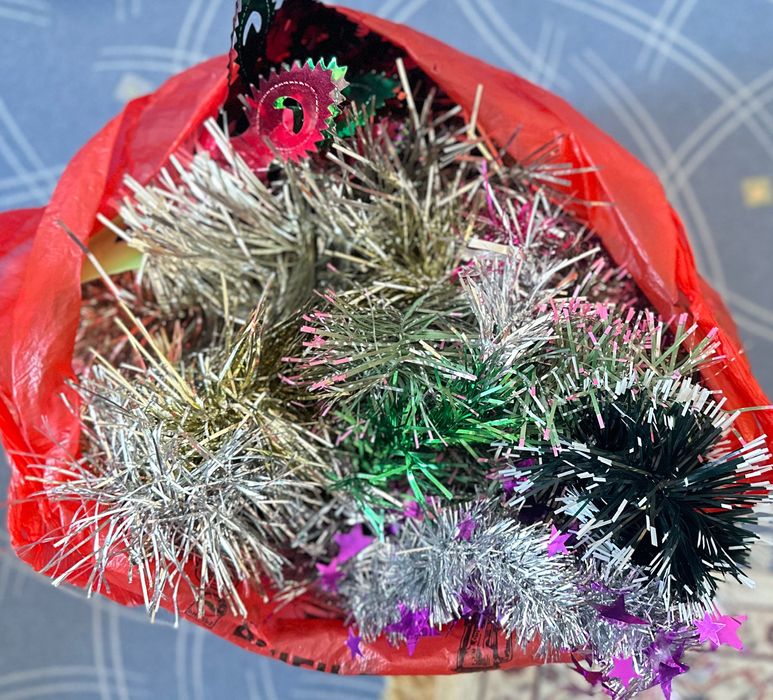 Дождевики гирлянды разных цветов