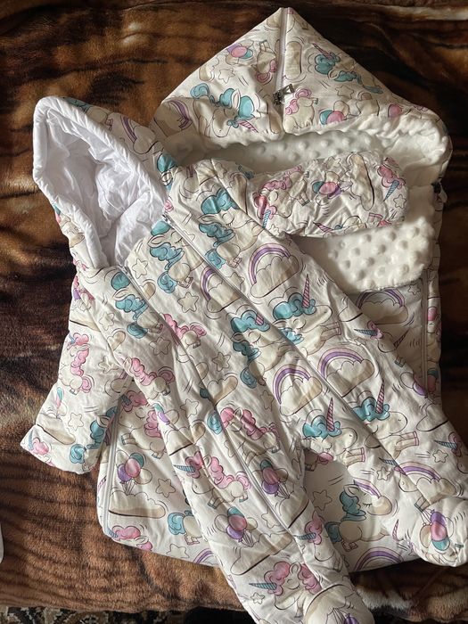 Детский конверт с комбинезоном новый