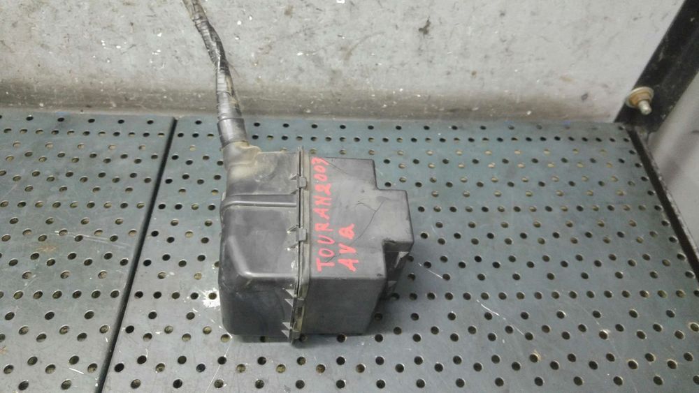 Cutie sigurante vw touran 1t 1k0937311b