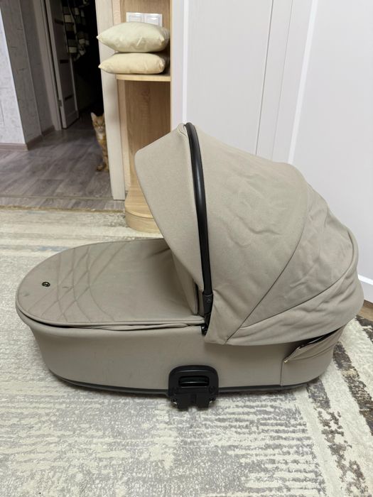 Продам коляску в отличном состоянии