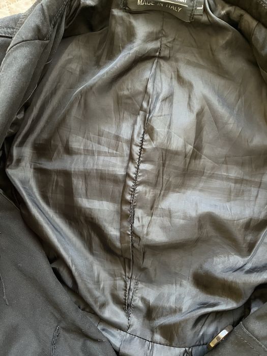 Черен шлифер