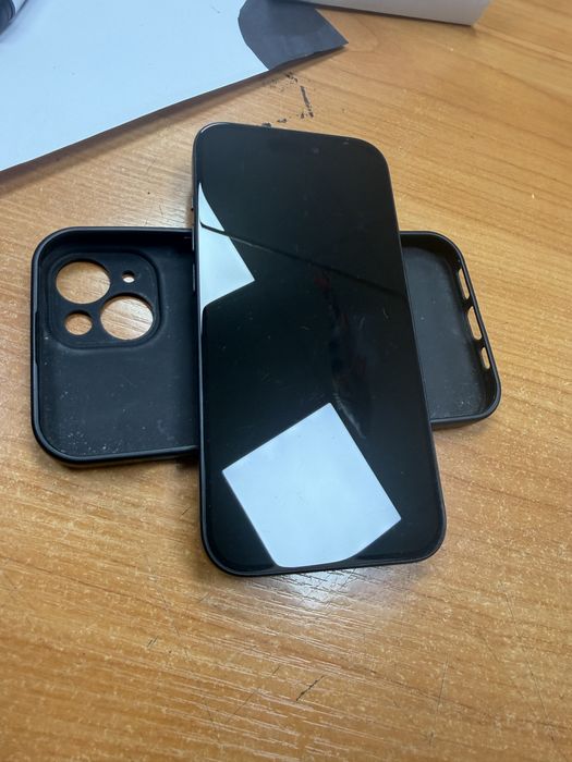 Продам iphone 15 на 128 gb