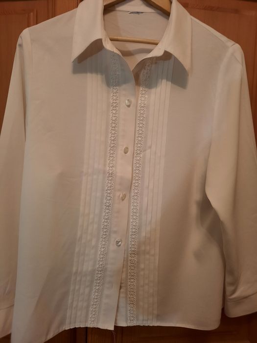 Cămașă dama cu broderie mărimea 42-44