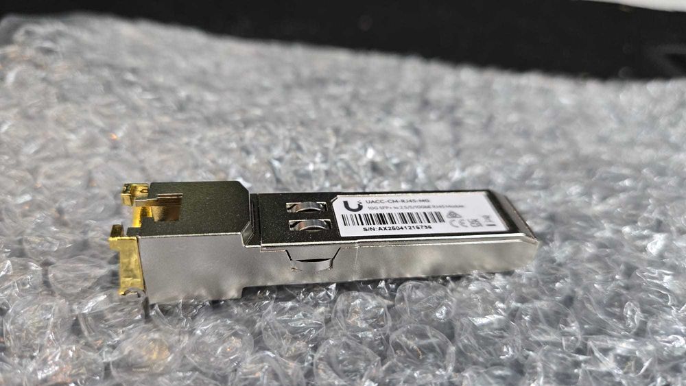 Modul SFP+ la RJ45 10G Ubiquiti UACC-CM-RJ45-MG, NOU