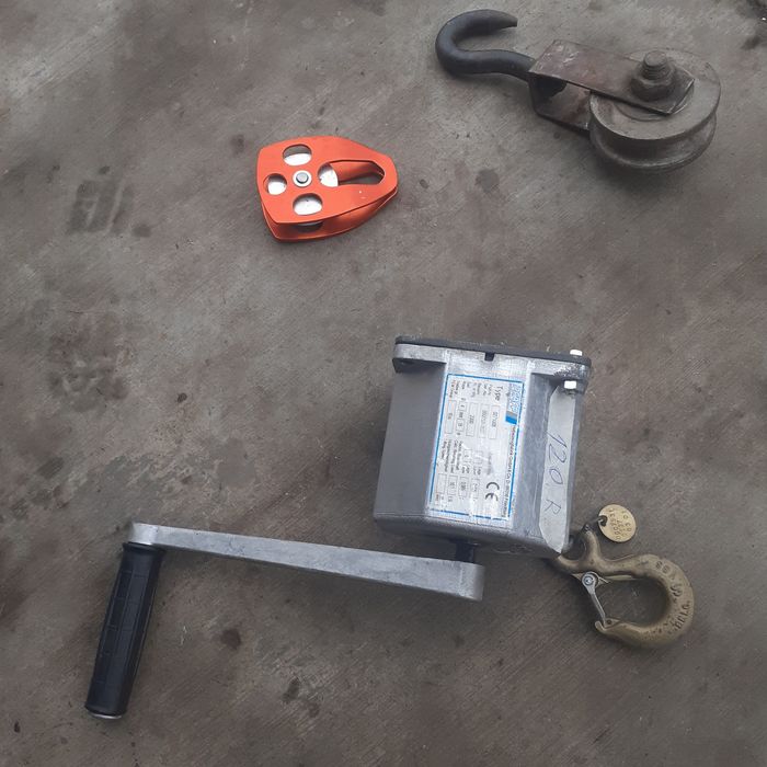 Casetofon de mașină la casete și mai multe.